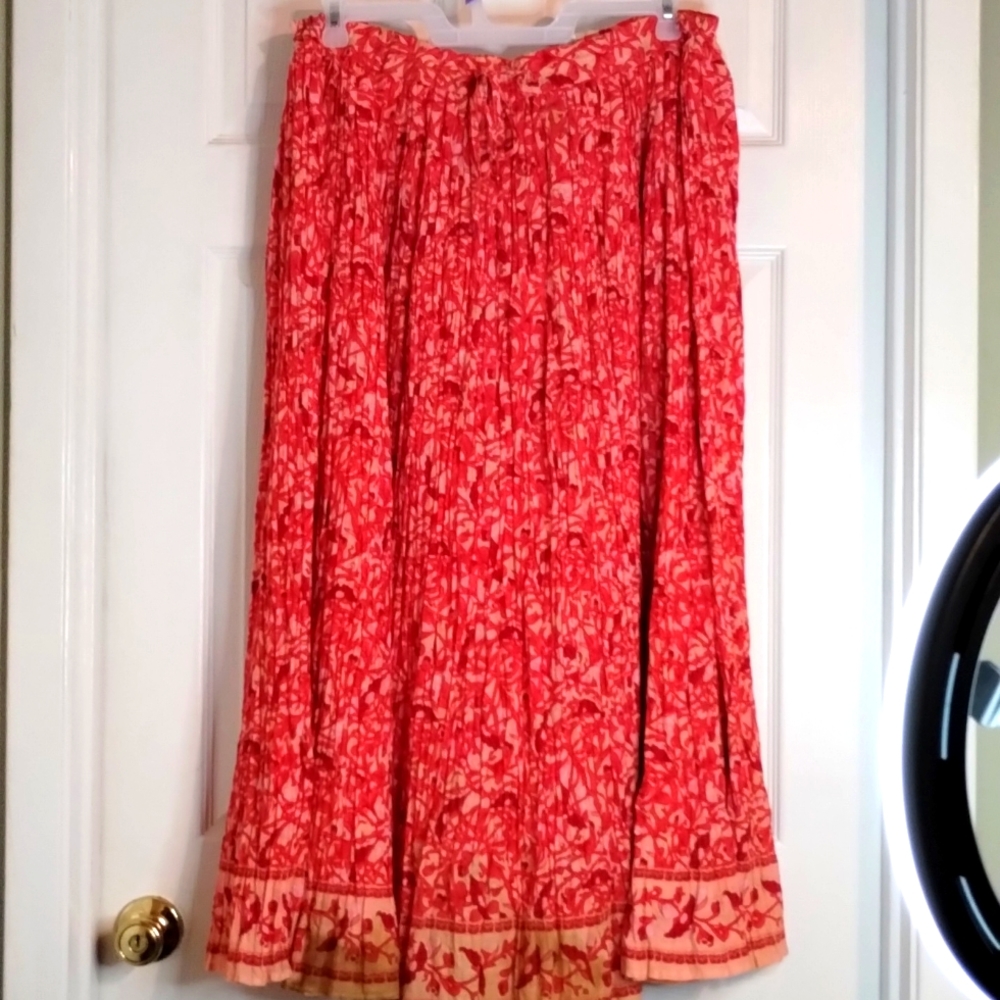 Summer boho white stag peach maxi skirt, size Large, 100% cottom, Made in india